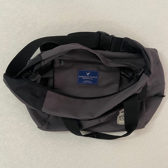 Vintage American Eagle Outfitters Duffel Bag - Picture 5 of 6